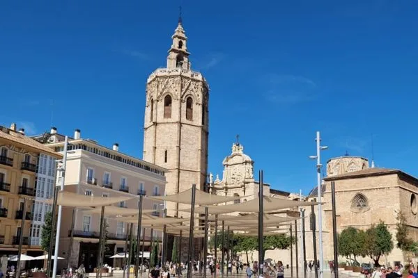 El Miguelete con vistas panorámicas de la ciudad