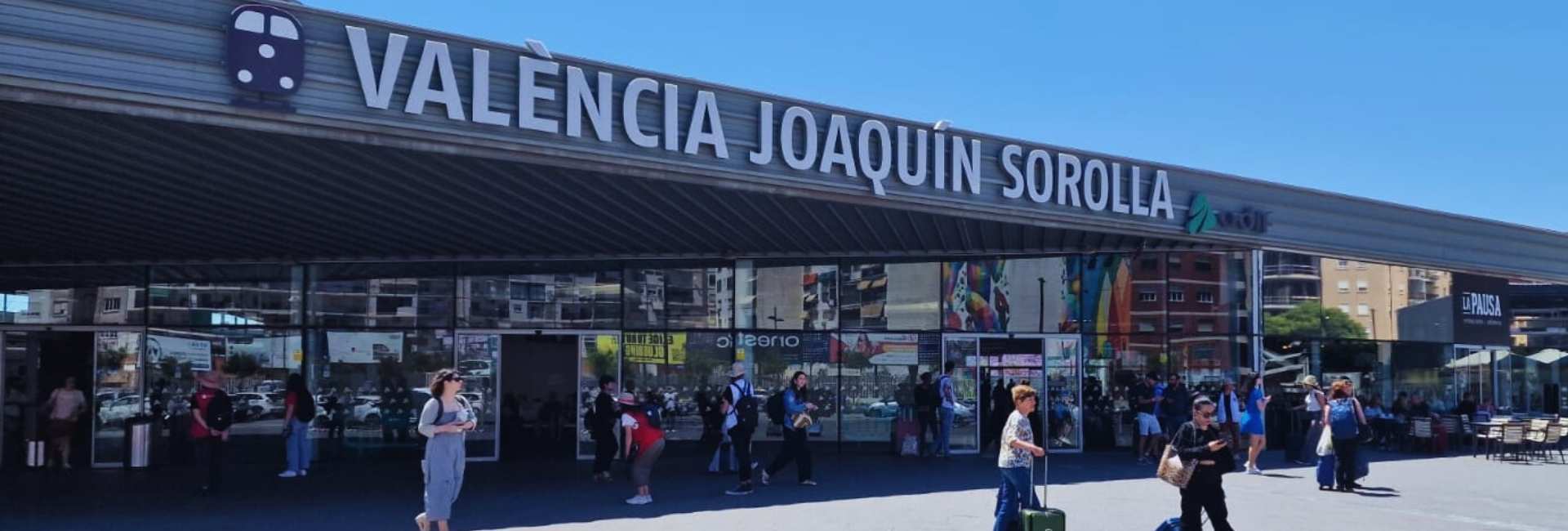 Dónde dormir cerca de la Estación del AVE en Valencia