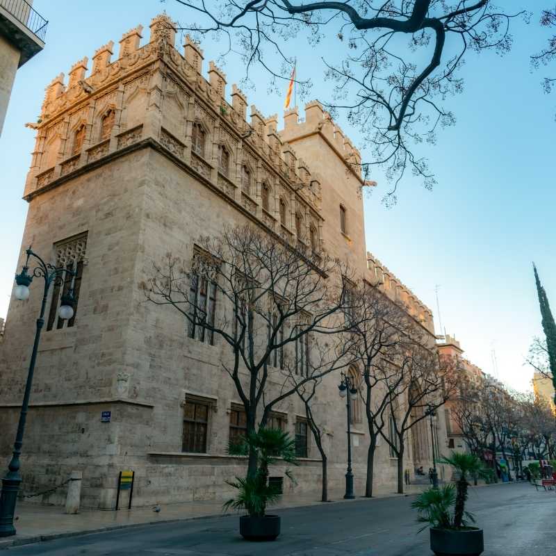 Historia de la Lonja de la Seda de Valencia