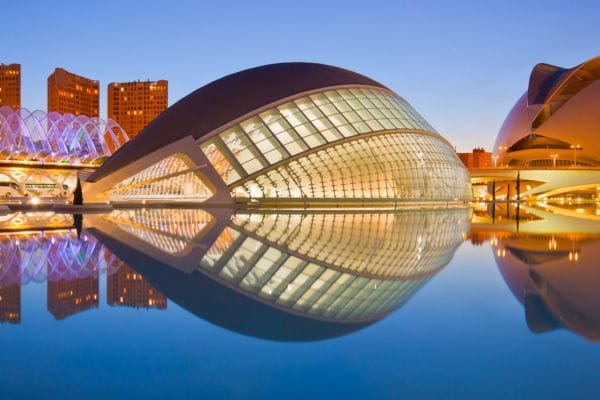 Ciudad de las Artes y las Ciencias de Valencia al atardecer