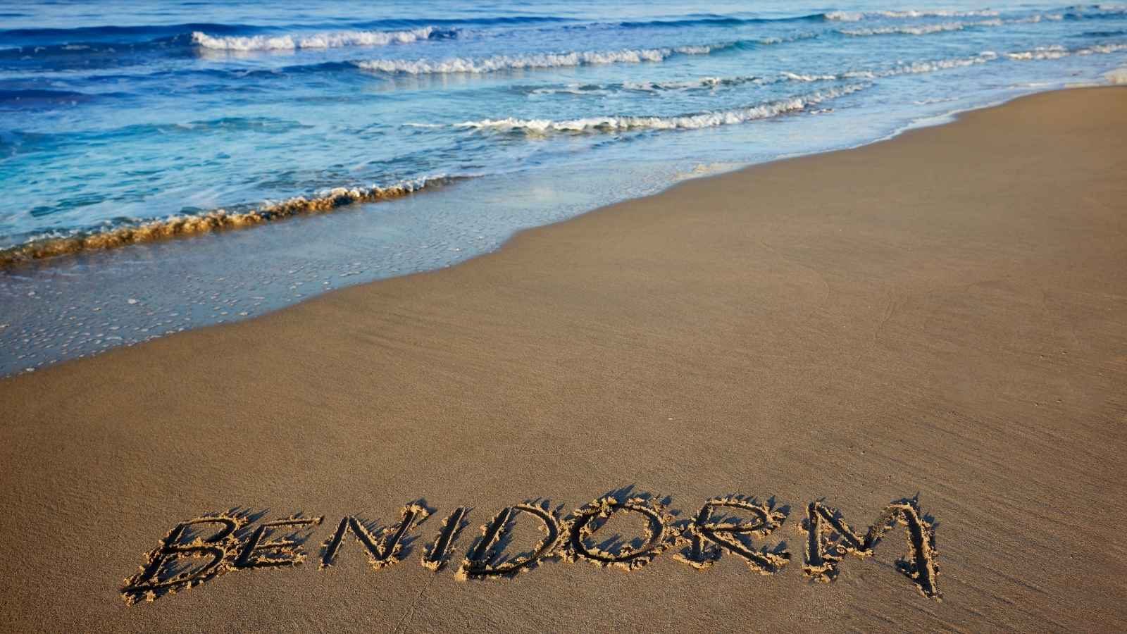 playa del mal pas benidorm(1)